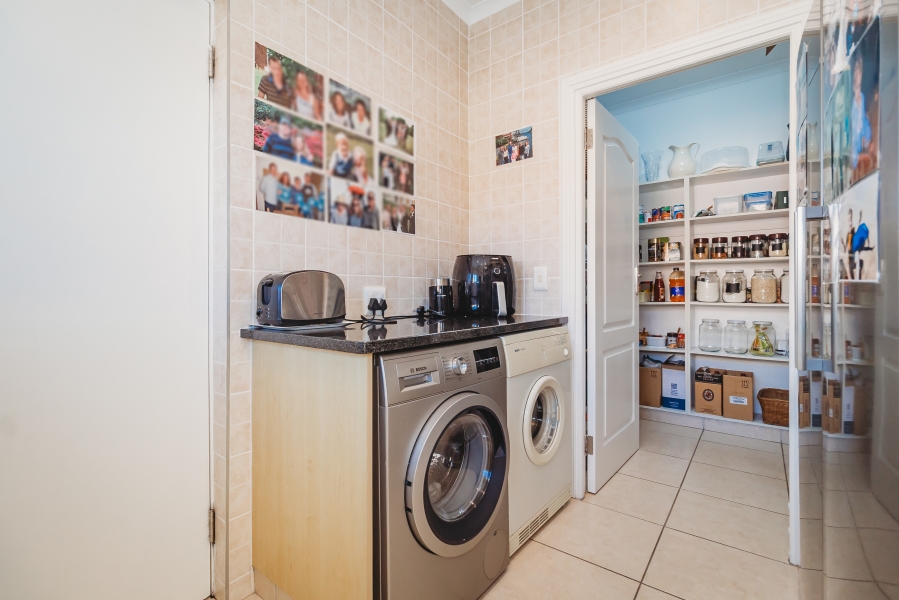 3 Bedroom Property for Sale in Heather Park Western Cape